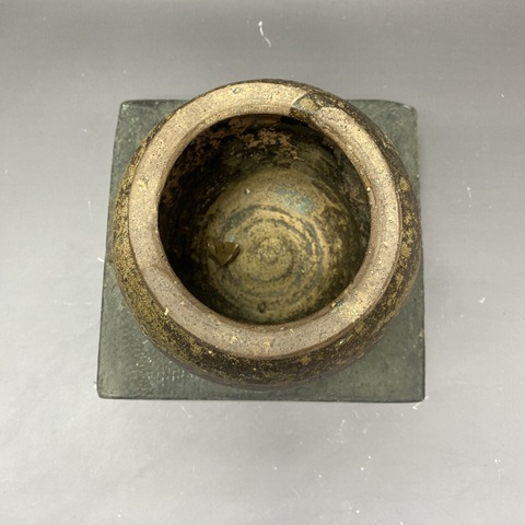 古玩陶瓷褐釉罐真品鑒賞圖