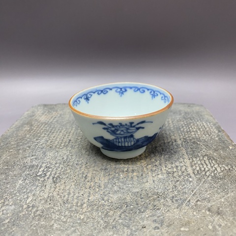 古玩陶瓷青花杯真品鑒賞圖