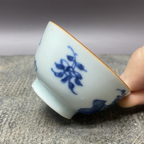 古玩陶瓷青花杯真品鑒賞圖