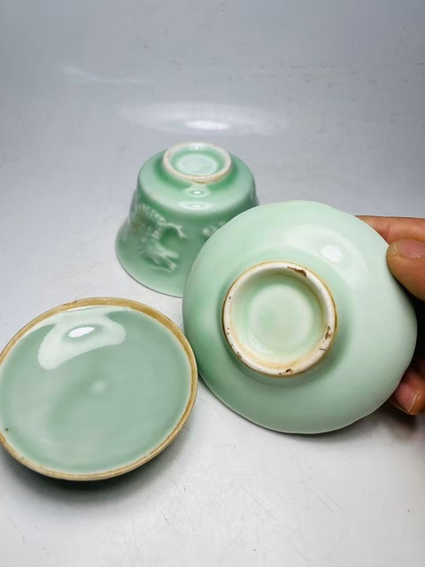 古玩陶瓷豆青釉蓋碗真品鑒賞圖