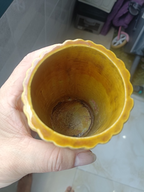 古玩陶瓷黃釉捆竹型筆筒真品鑒賞圖