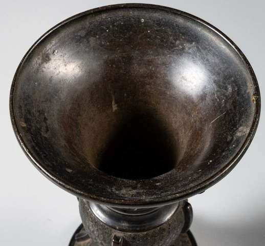 古玩銅器銅花觚真品鑒賞圖