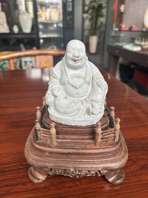 古玩陶瓷德化白瓷彌勒佛坐像真品鑒賞圖