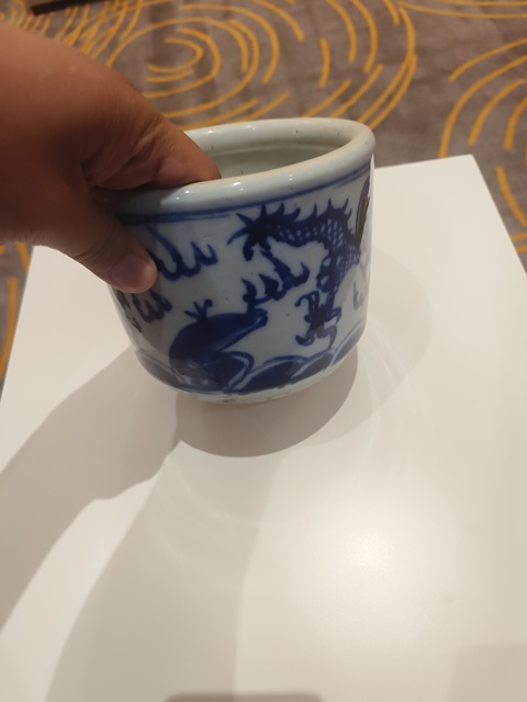 古玩陶瓷青花龍紋香爐真品鑒賞圖