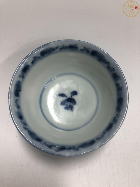 古玩陶瓷乾隆·青花纏枝花卉紋茶圓拍賣,當前價格1800元