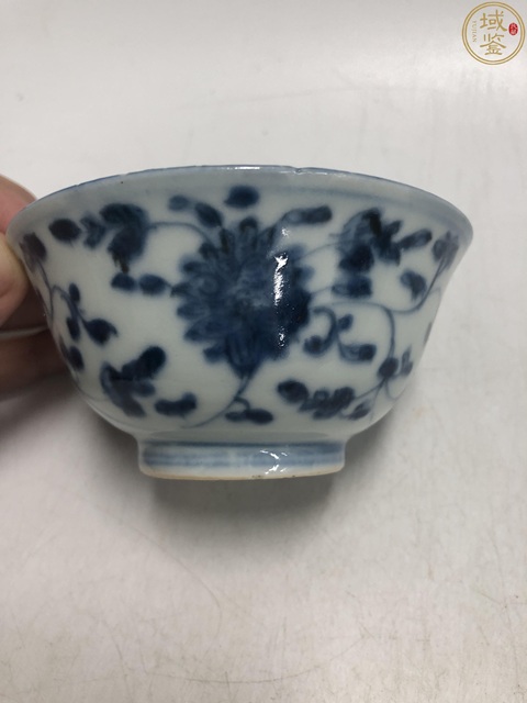 古玩陶瓷乾隆·青花纏枝花卉紋茶圓拍賣,當前價格1800元