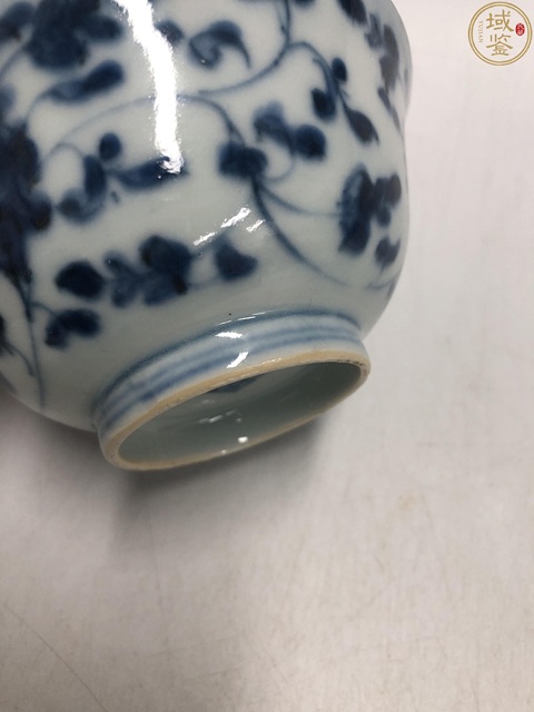 古玩陶瓷乾隆·青花纏枝花卉紋茶圓拍賣,當前價格1800元