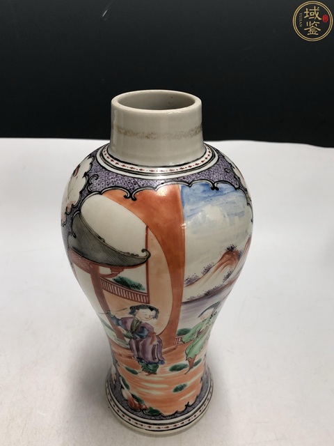 古玩陶瓷乾隆·廣彩開窗人物故事紋雞腿瓶拍賣，當前價格7600元