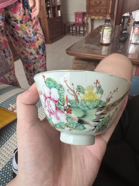 古玩陶瓷民國 粉彩花鳥蓋碗真品鑒賞圖
