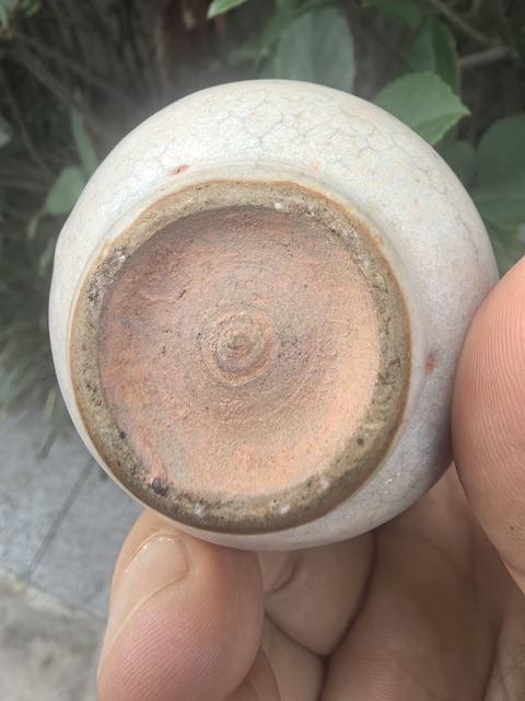 古玩陶瓷哥釉水盂真品鑒賞圖