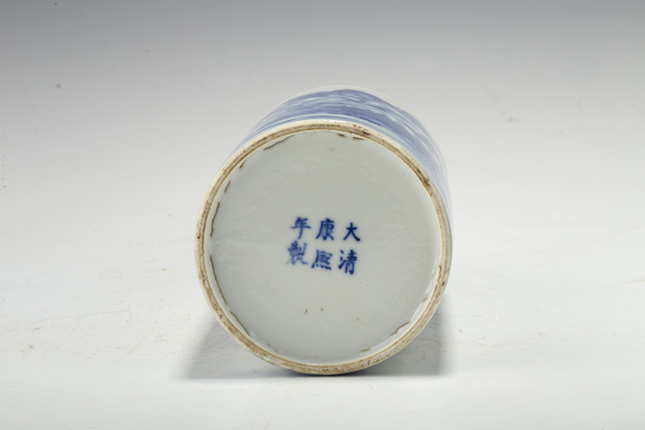 古玩陶瓷晚清·青花山水人物紋筆筒拍賣，當前價格7896元