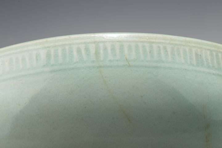 古玩陶瓷清·青釉弦紋獸足香爐真品鑒賞圖