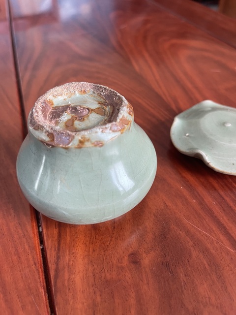 古玩陶瓷元末明初荷葉小蓋罐真品鑒賞圖