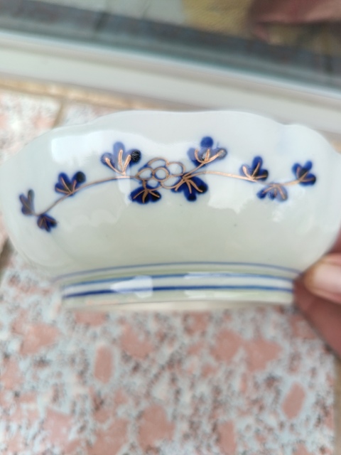 古玩陶瓷青花加彩描金盤(pán)真品鑒賞圖