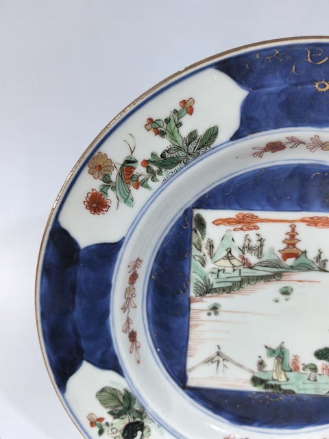 古玩陶瓷清康熙.灑藍(lán)五彩山水樓閣人物賞盤拍賣,當(dāng)前價(jià)格3760元