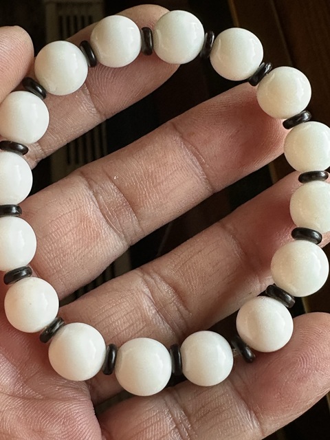 古玩玉器白**拍賣，當(dāng)前價格2400元
