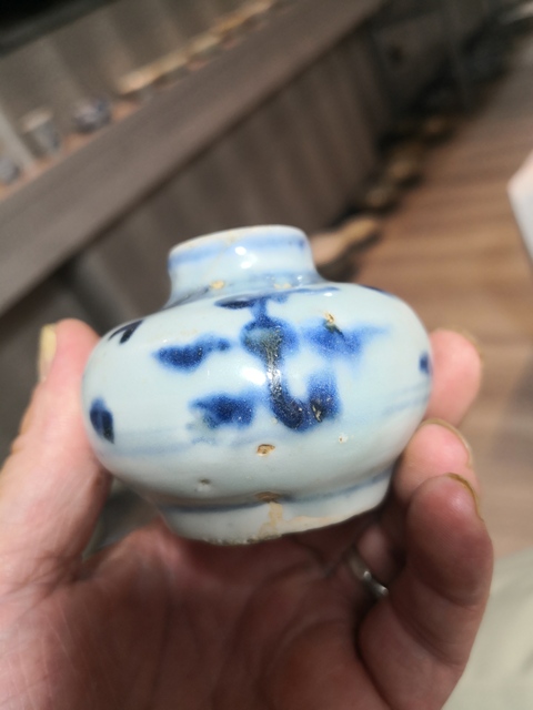 古玩陶瓷青花云紋水盂真品鑒賞圖