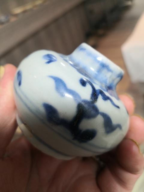 古玩陶瓷青花云紋水盂真品鑒賞圖