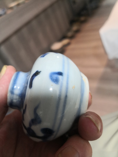 古玩陶瓷青花云紋水盂真品鑒賞圖