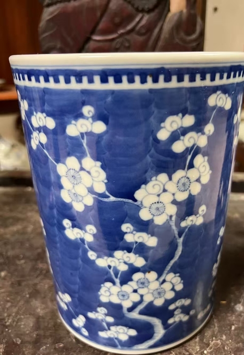 古玩陶瓷青花筆筒真品鑒賞圖