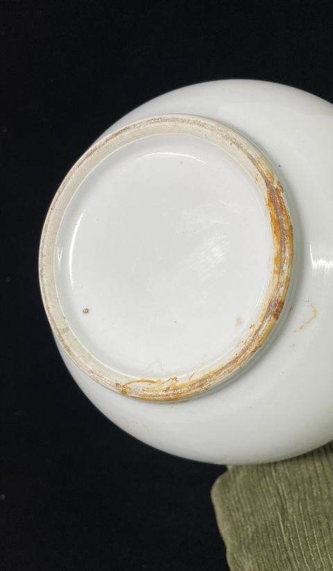 古玩陶瓷白釉天球瓶真品鑒賞圖
