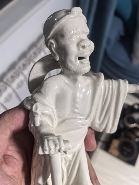 古玩陶瓷人物塑像真品鑒賞圖