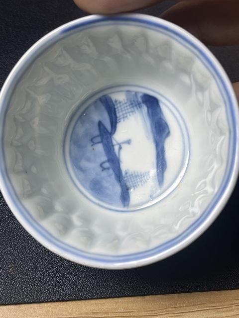 古玩陶瓷山水紋青花杯真品鑒賞圖