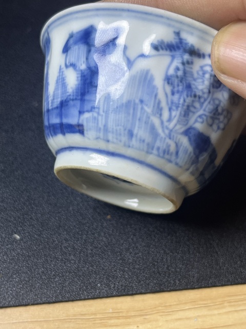 古玩陶瓷山水紋青花杯真品鑒賞圖