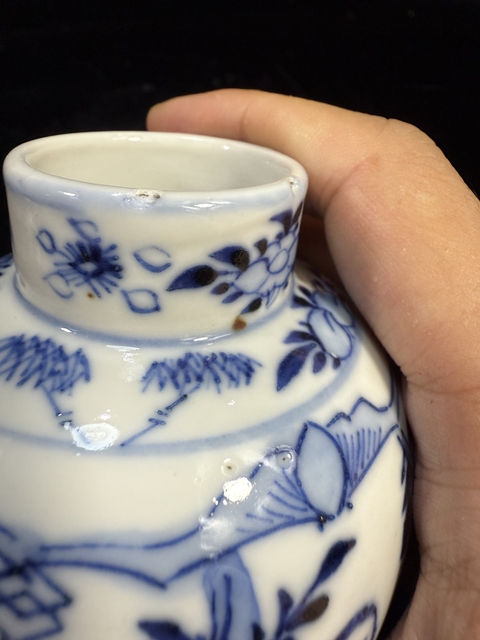 古玩陶瓷青花仕女人物雞腿瓶真品鑒賞圖