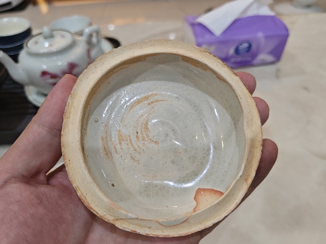 古玩陶瓷南宋到元初江西撫州地區(qū)青白瓷粉盒真品鑒賞圖