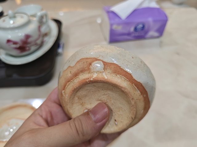 古玩陶瓷南宋到元初江西撫州地區(qū)青白瓷粉盒真品鑒賞圖
