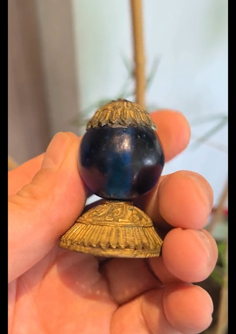 古玩玉器琉璃仿藍寶石帽頂真品鑒賞圖