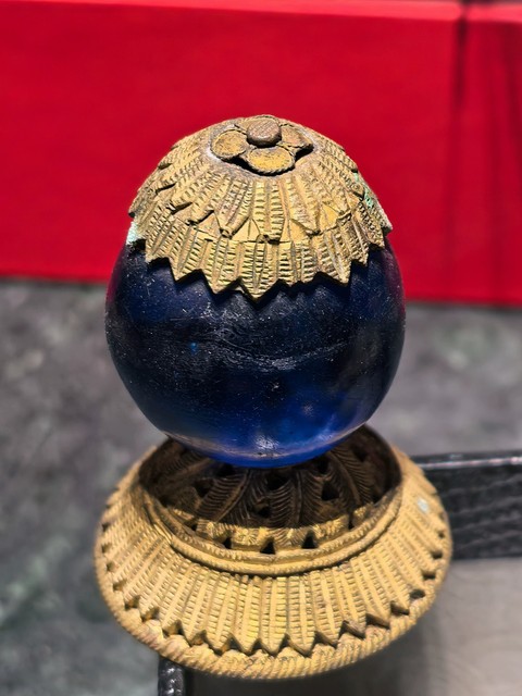 古玩玉器琉璃仿藍寶石帽頂真品鑒賞圖
