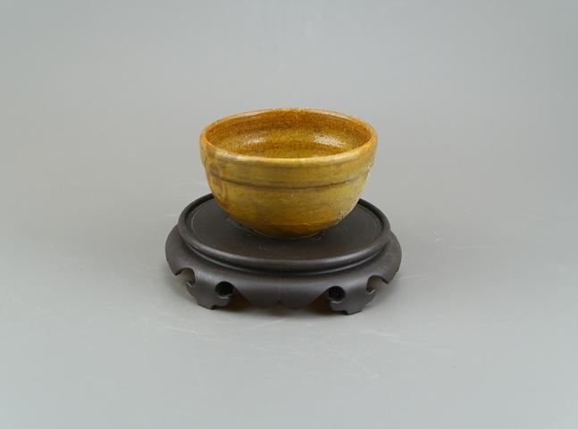 古玩陶瓷明末清初茶葉末釉茶盞拍賣，當前價格0元