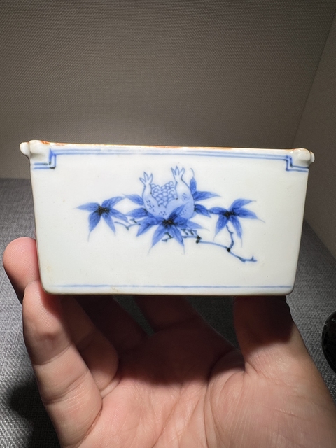 古玩陶瓷日本明治青花折枝花卉紋四方洗真品鑒賞圖