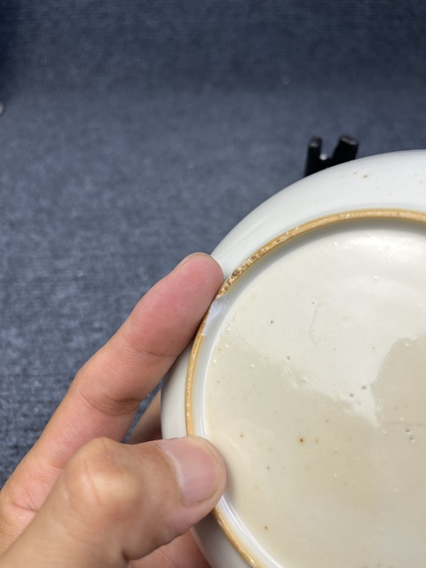 古玩陶瓷乾隆洋彩花卉紋盤真品鑒賞圖