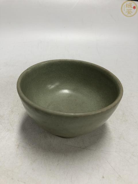 古玩陶瓷元末明初·青釉碗拍賣,當(dāng)前價格2700元