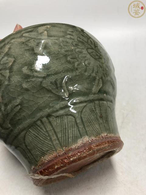 古玩陶瓷明·青釉刻花紋梅瓶拍賣,當前價格3800元