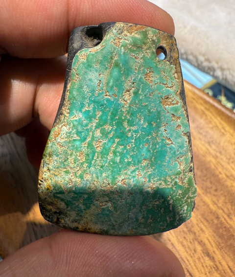 古玩玉器綠松石斧形墜真品鑒賞圖