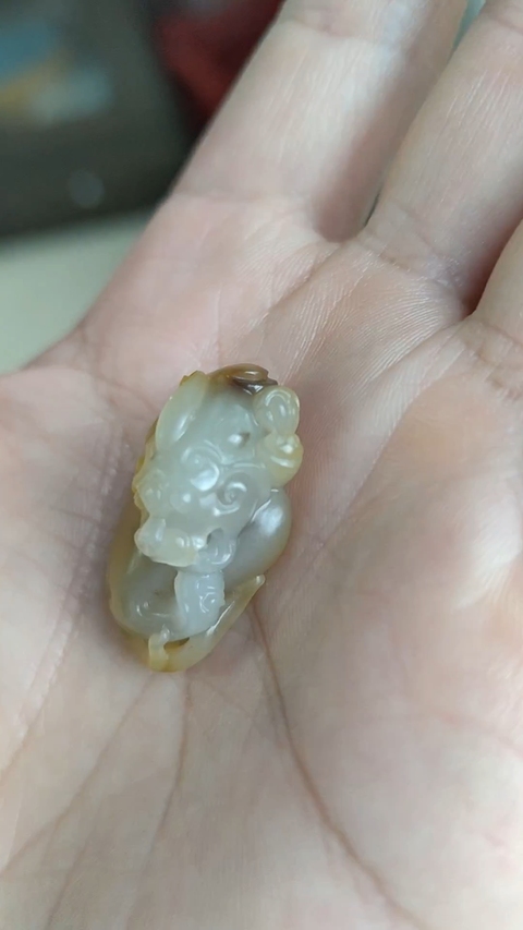 古玩玉器和田玉貔貅掛件真品鑒賞圖