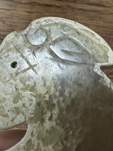 古玩玉器做舊仿古“曲尾龍佩”真品鑒賞圖