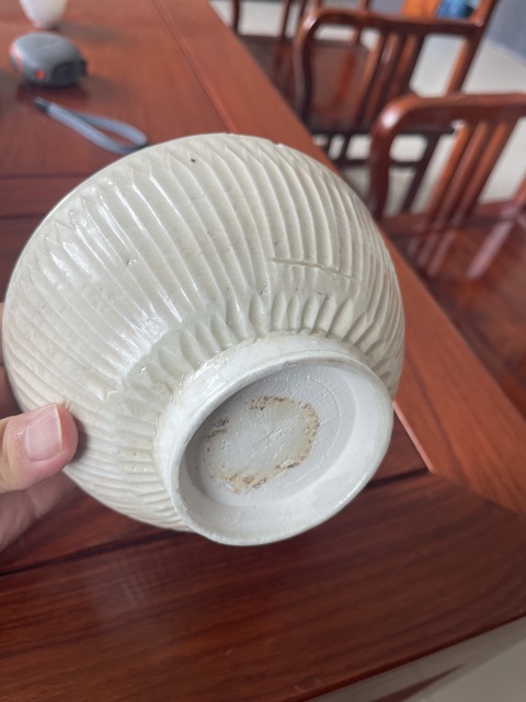 古玩陶瓷南定青白釉刻花執壺溫碗真品鑒賞圖