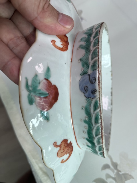 古玩陶瓷粉彩無(wú)雙譜人物貢盤(pán)真品鑒賞圖
