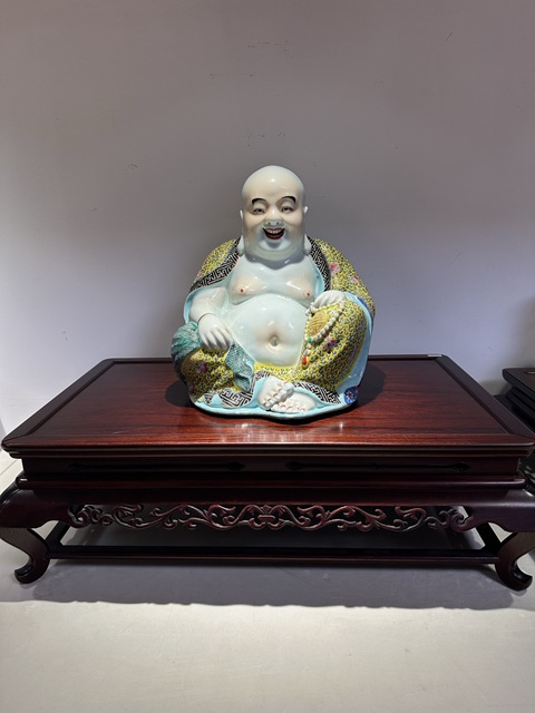 古玩陶瓷粉彩彌勒笑佛真品鑒賞圖