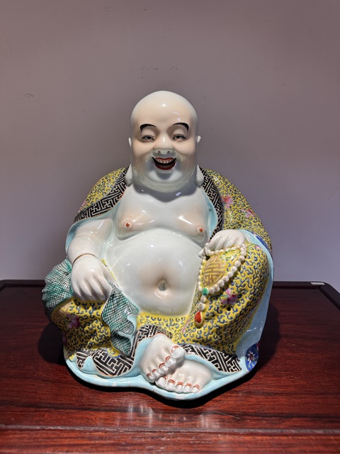 古玩陶瓷粉彩彌勒笑佛真品鑒賞圖