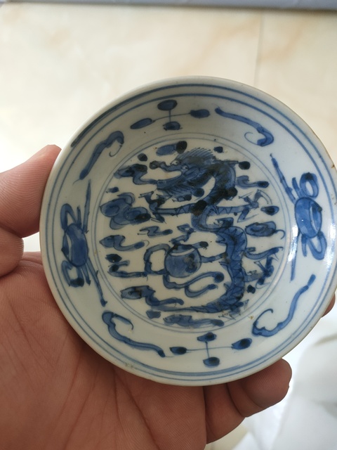 古玩陶瓷民國青花龍紋盤真品鑒賞圖