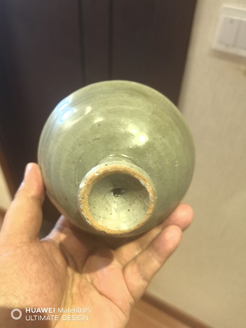 古玩陶瓷龍泉青瓷花卉紋高足碗拍賣,當前價格6666元