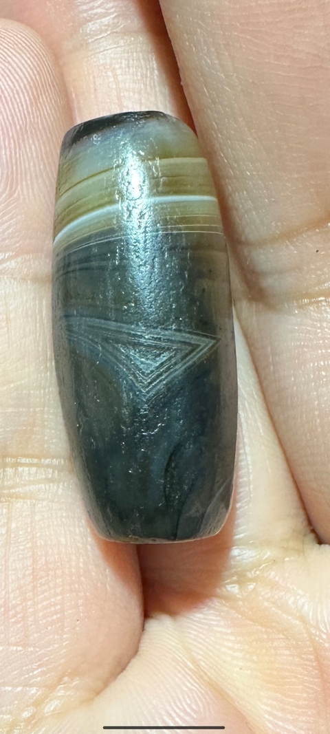 古玩玉器纏絲瑪瑙珠真品鑒賞圖