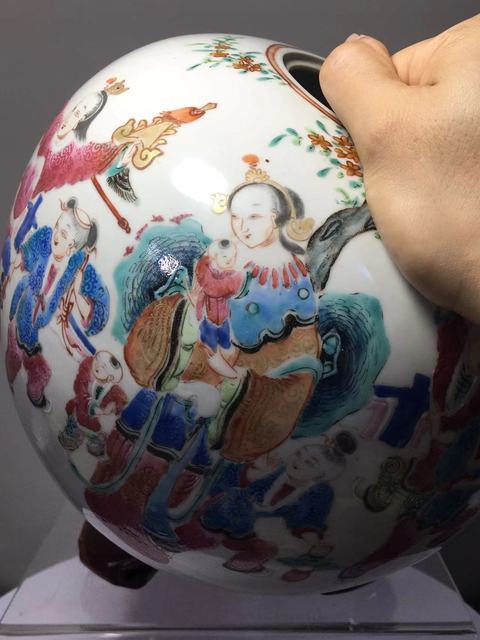 古玩陶瓷人物紋粉彩西瓜罐真品鑒賞圖
