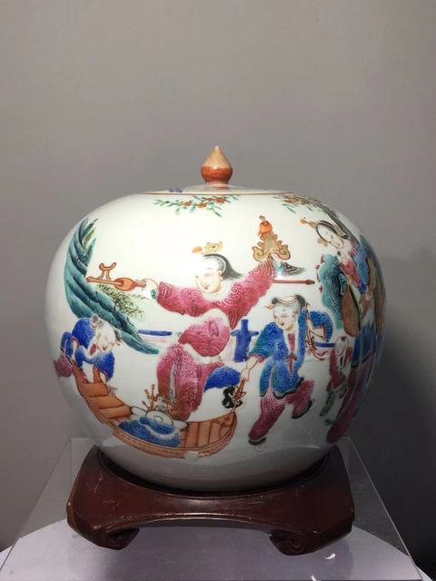 古玩陶瓷人物紋粉彩西瓜罐真品鑒賞圖